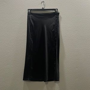 Forever 21 Silk Midi Skirt with Buttons and Slit in Size M Black
